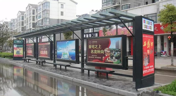 公交車(chē)站牌廣告