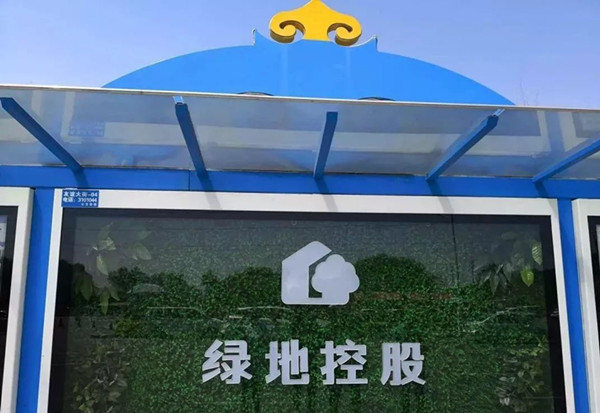 公交候車(chē)亭廣告