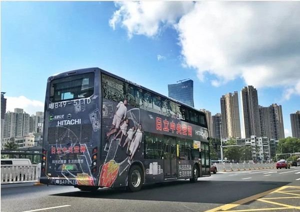 天哪!坐著幾百萬的車逛深圳，想都不敢想!