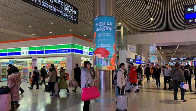 西安高鐵站廣告中圓柱燈箱媒體怎么樣？