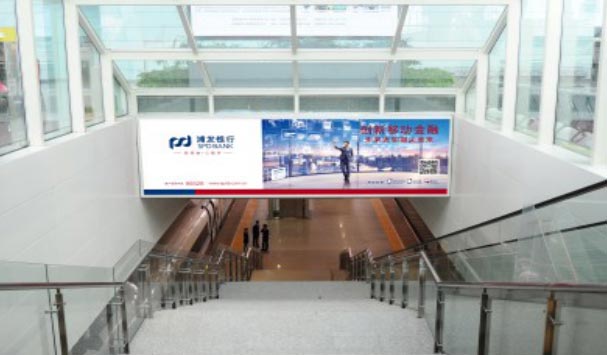 合肥高鐵站的站臺(tái)層都有哪些燈箱媒體？