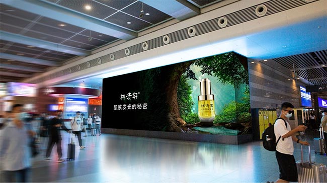上海虹橋高鐵站與地鐵交匯處電子媒體怎么樣？