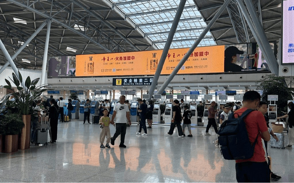 濟南遙墻機場最大廣告屏在哪里？濟南機場航站樓廣告價格多少錢？