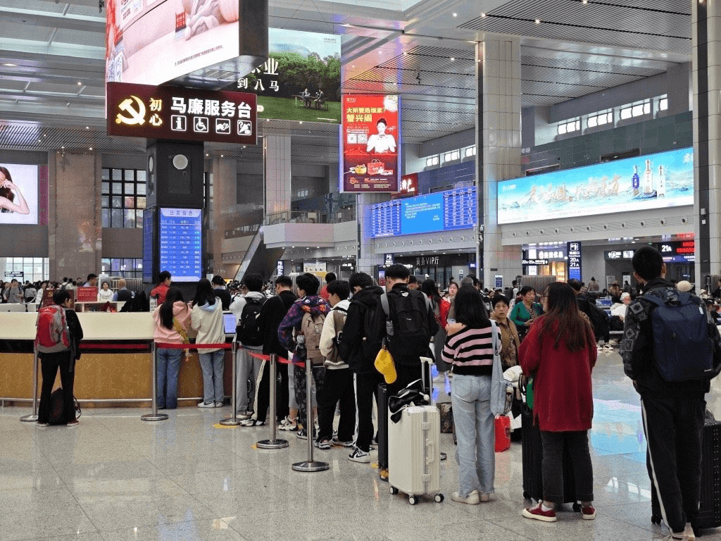 重慶北站春運(yùn)期間熱門廣告位多少錢？重慶北高鐵站火車北站廣告價(jià)格