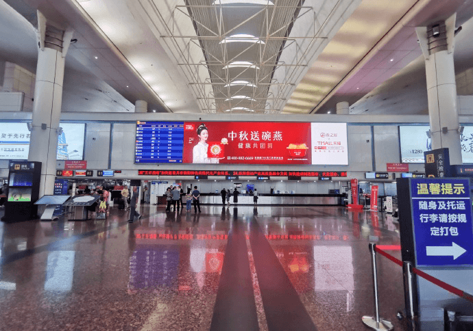 綿陽南郊機(jī)場廣告價格收費(fèi)多少錢？綿陽機(jī)場出發(fā)春運(yùn)熱門廣告牌