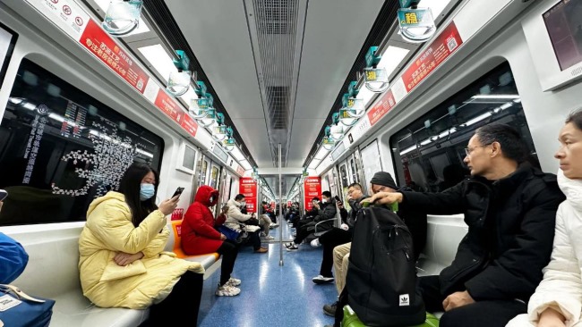 北京地鐵列車廣告案例裝修家裝行業(yè)案例圖，北京地鐵廣告價格收費