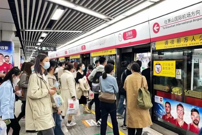 杭州地鐵播音導(dǎo)向廣告價(jià)格種類(lèi)，杭州地鐵列車(chē)站臺(tái)語(yǔ)音播報(bào)廣告