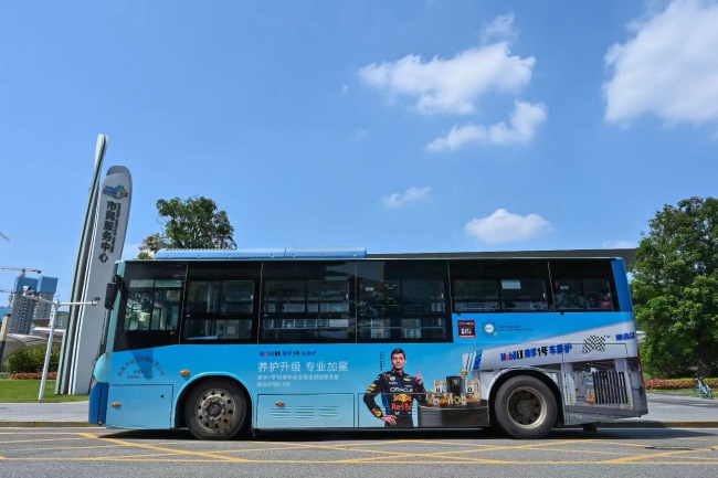 東莞公交廣告車身貼紙巴士廣告線路案例圖，東莞公交車巴士廣告價(jià)格收費(fèi)