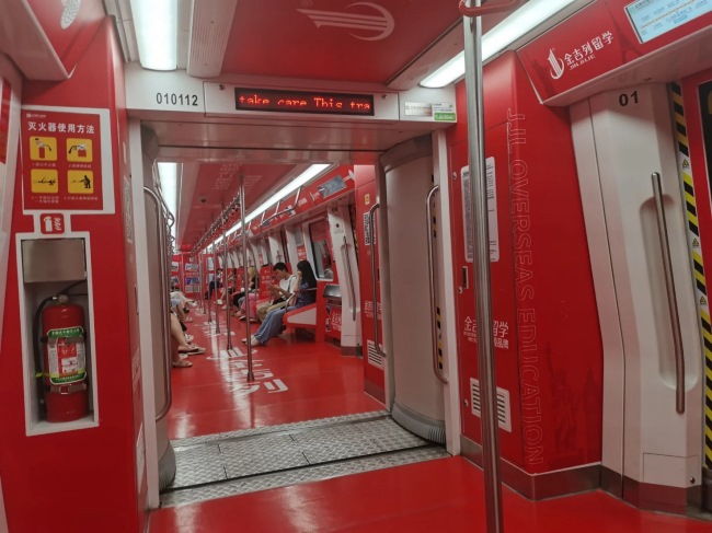 石家莊地鐵1號(hào)線全景內(nèi)包車貼案例分享，石家莊地鐵車廂廣告價(jià)格