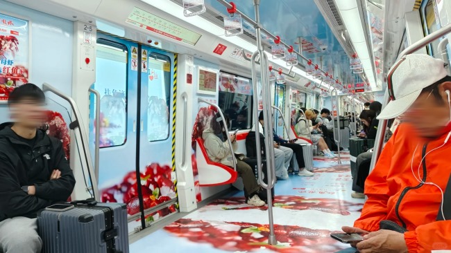 南通地鐵車廂創(chuàng)意全景內(nèi)包車廣告餐飲案例，南通地鐵列車廣告價格