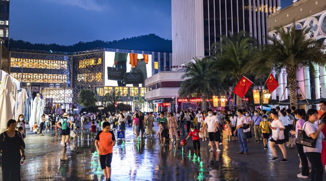 深圳南山蛇口海山世界LED廣告投放，深圳LED大屏廣告價(jià)格