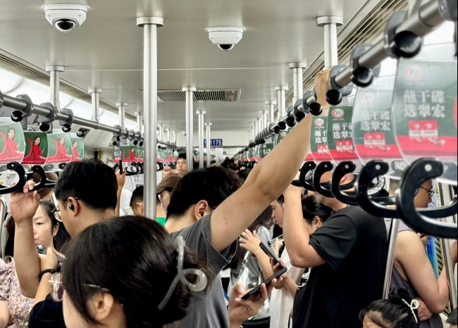 成都地鐵車(chē)廂廣告拉手投放案例，成都地鐵列車(chē)?yán)謴V告價(jià)格