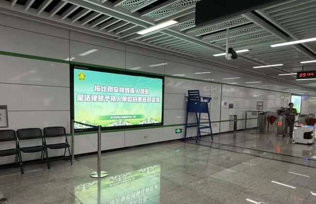 廈門地鐵站廳墻面燈箱廣告投放，廈門地鐵站臺廣告牌價格