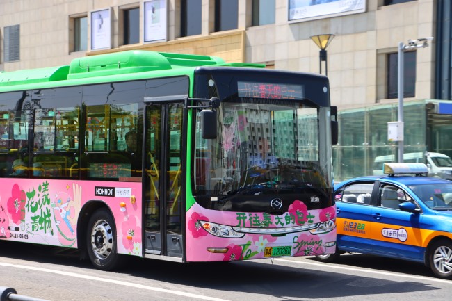 呼和浩特公交車身廣告外車貼巴士廣告投放，呼和浩特公交車廣告價(jià)格