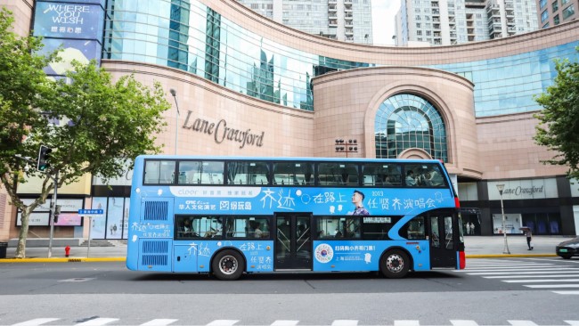 上海雙層觀光車身外車貼巴士廣告投放，上海公交車廣告價(jià)格