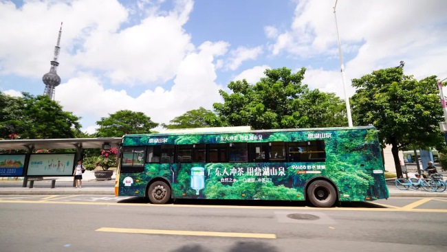 佛山公交車身巴士外車貼廣告投放，佛山公交車廣告價(jià)格