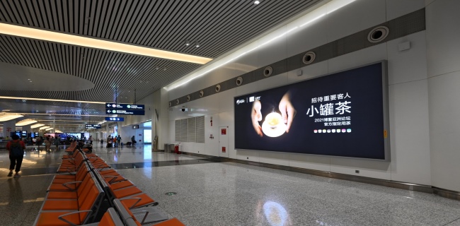 武漢天河機(jī)場(chǎng)到達(dá)大廳燈箱廣告投放，武漢機(jī)場(chǎng)大屏廣告價(jià)格